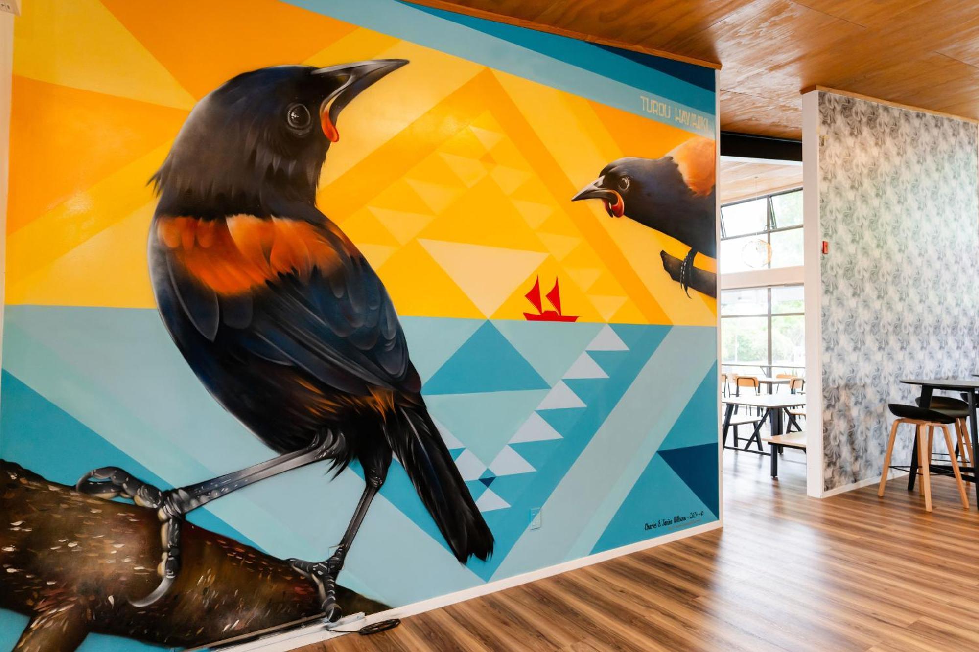Hostel Haka House Rotorua Exteriér fotografie Mural by artist, Mark Ashkenazi