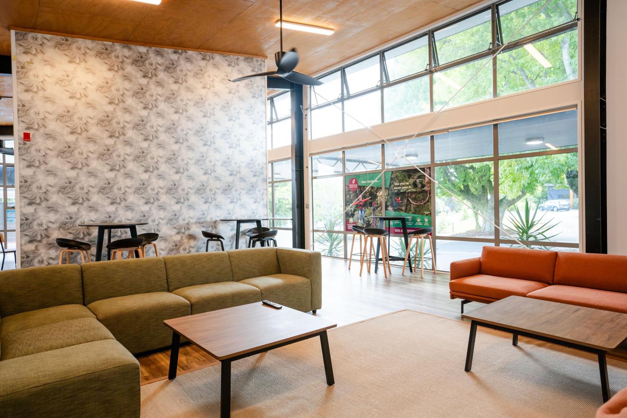 Hostel Haka House Rotorua Exteriér fotografie The library at the University of the Sunshine Coast